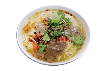 Pasta with soup and beef